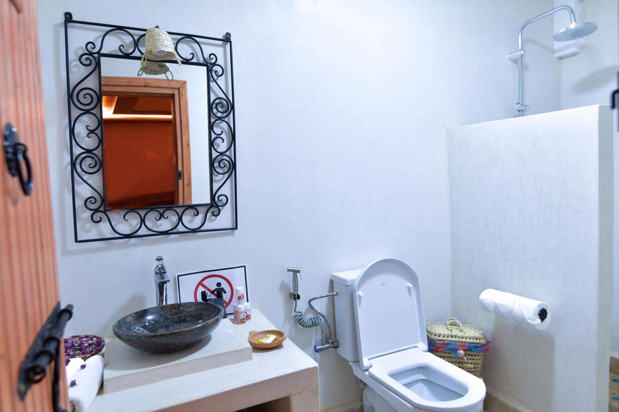 Hotel Dar Chams Ouarzazate Esterno foto